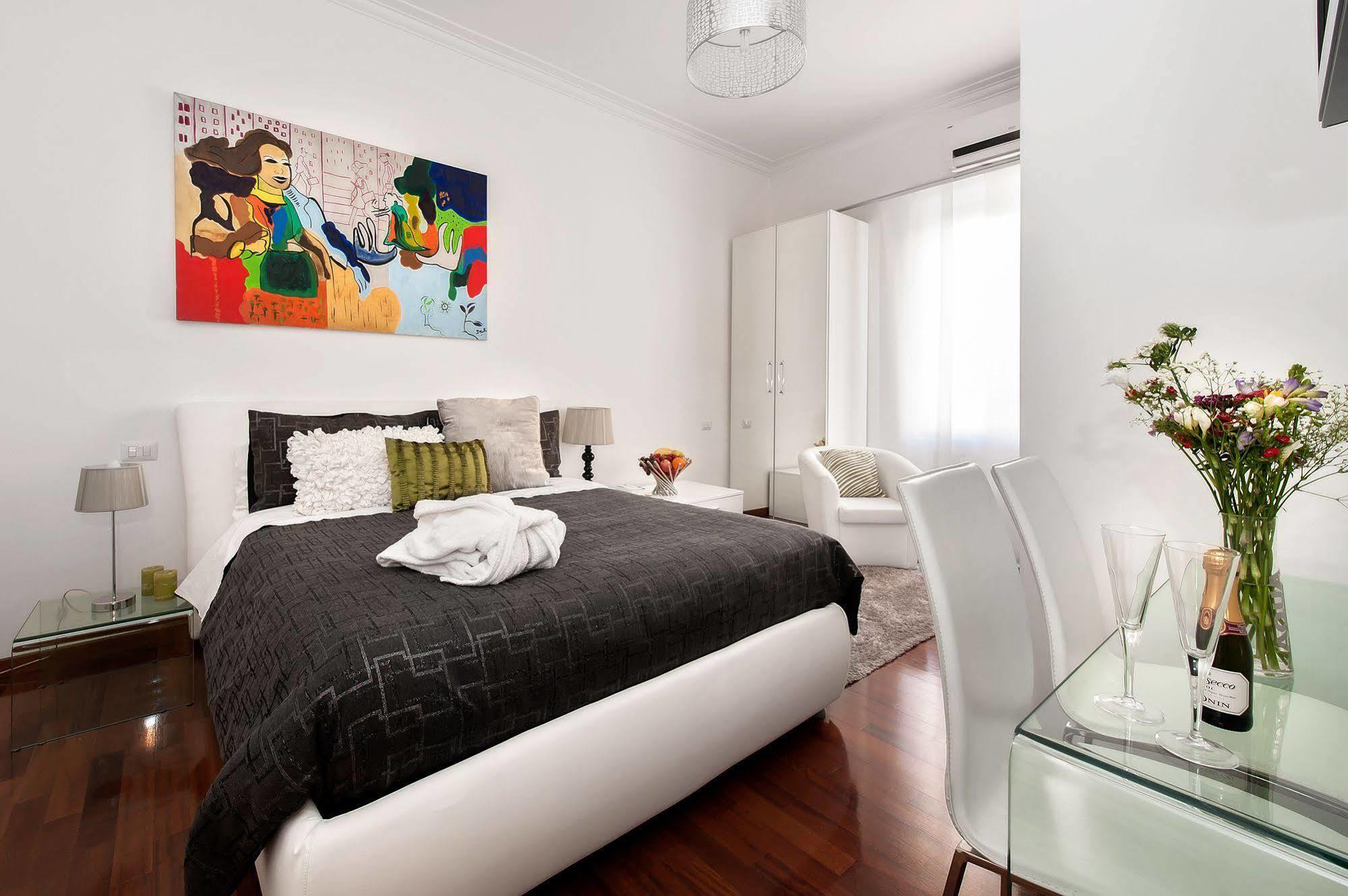 Bed & Breakfast Volver Da Laura E Dina Roma